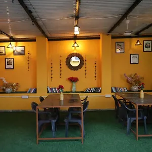 Hostel Alampat Nest By The, Udaipur